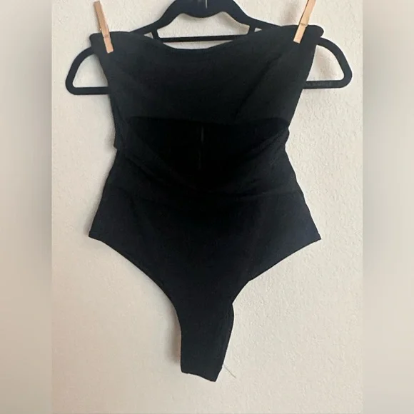 ALIX Black Nassau one piece swimsuit M - Picture 6 of 11